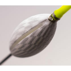 Flotteur Carpodrome & Compétition :  CC-006, préfendu, type "Olive courte".
Un flotteur très apprécié pour une pêche précise !!